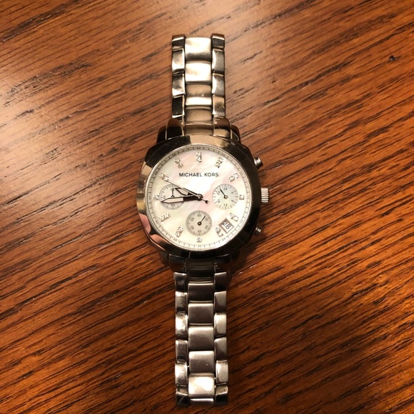 Michael Kors Other - Michael Kors Mother of Pearl Dial Watch
